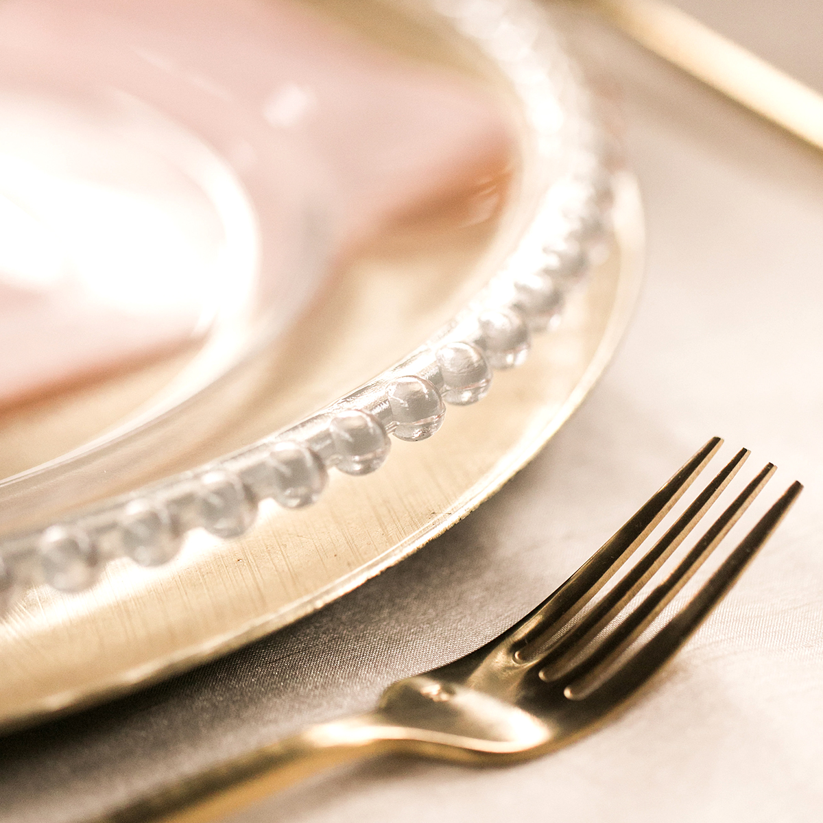 Champagne Charger EVENTS TO REMEMBER