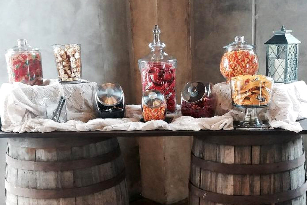 Whiskey Barrel Table – EVENTS TO REMEMBER